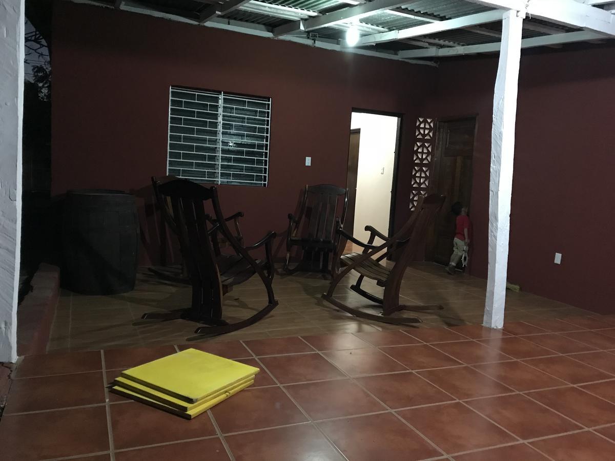 Hostal Augustos San Juan del Sur Exterior photo