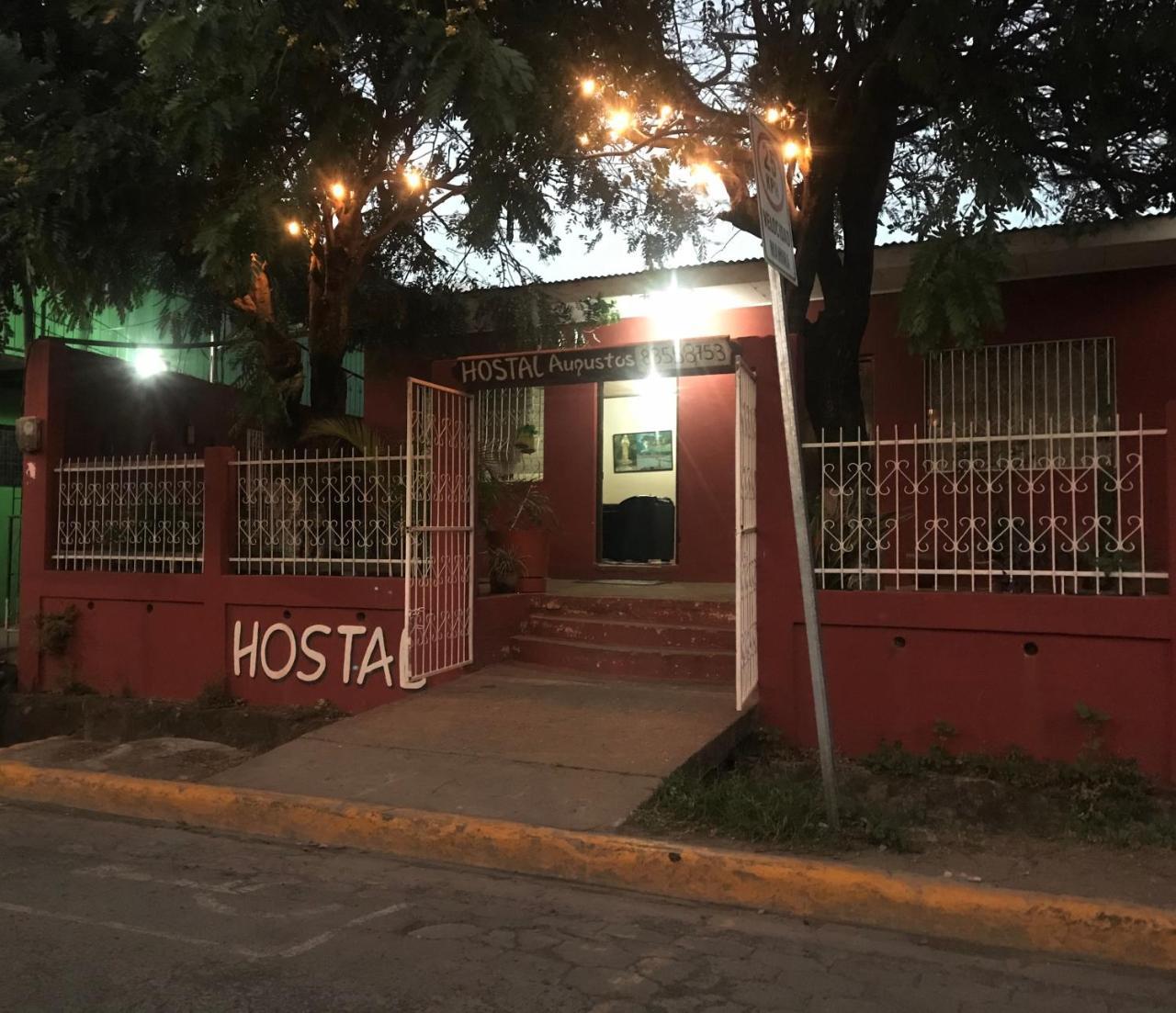 Hostal Augustos San Juan del Sur Exterior photo