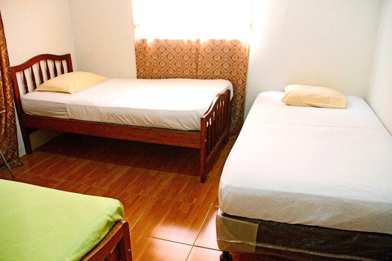 Hostal Augustos San Juan del Sur Exterior photo